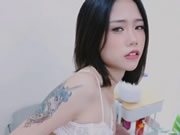 想來點特殊服務體驗情色感淫足踩踏 馬柔柔